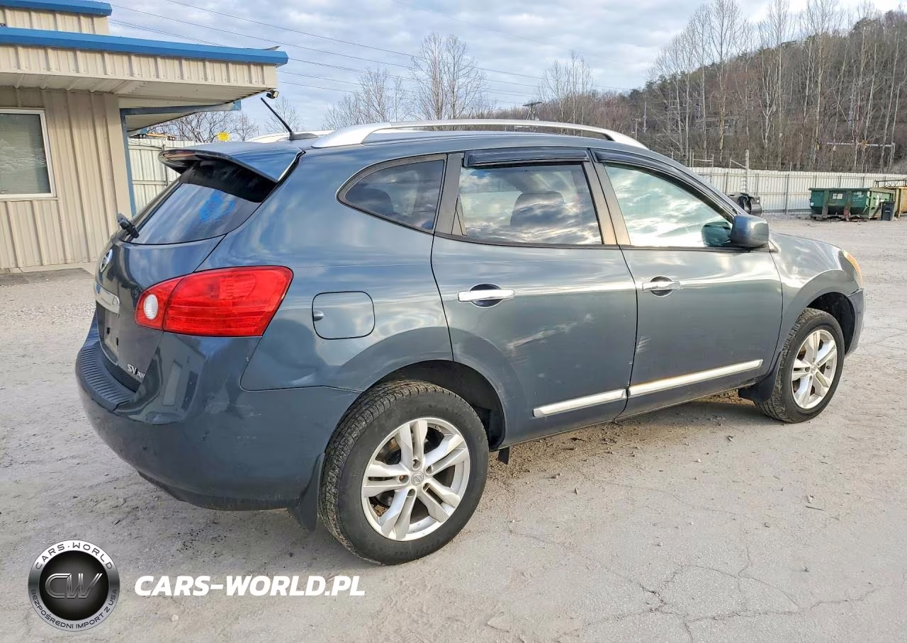 2013 Nissan Rogue S VIN:JN8AS5MV4DW642942 - 3