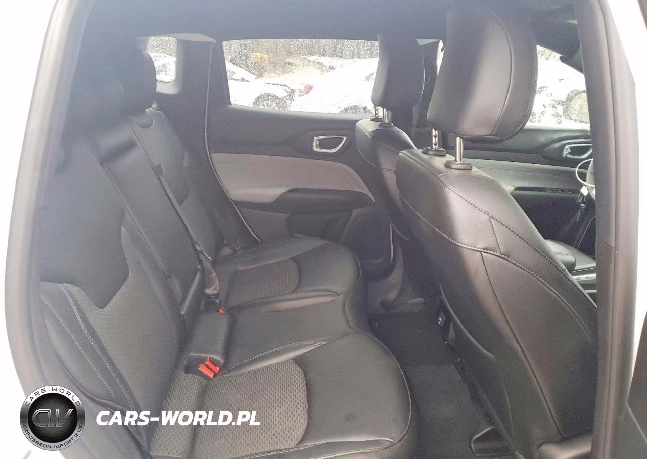 2024 Jeep Compass Latitude VIN:3C4NJDBN1RT583049 - 11