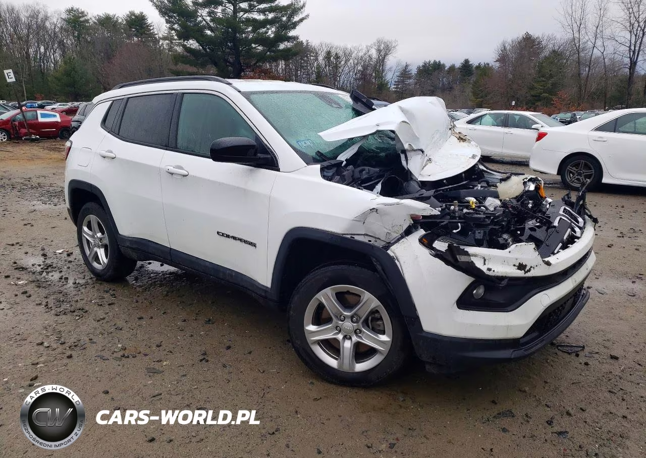 2024 Jeep Compass Latitude VIN:3C4NJDBN1RT583049 - 4