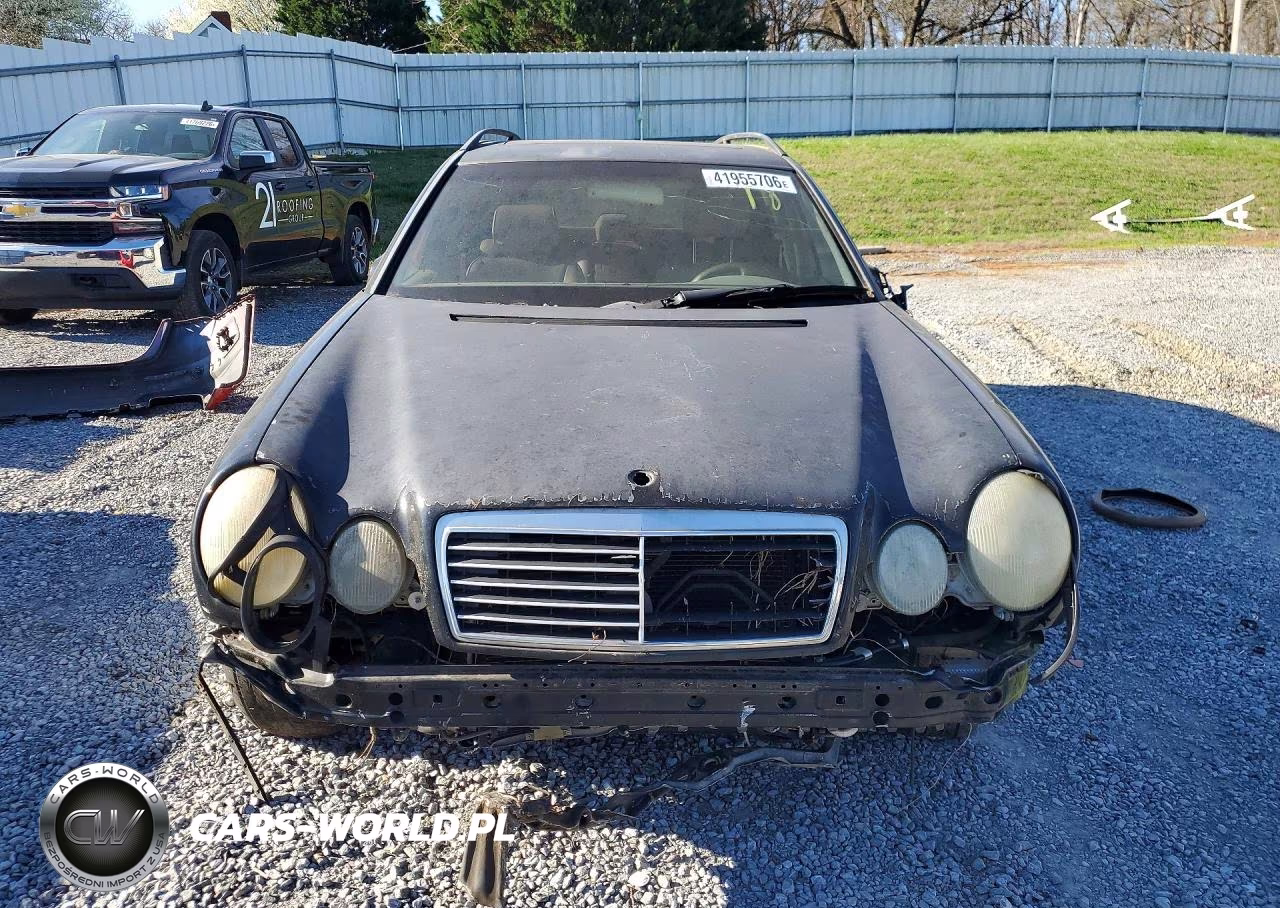 1999 Mercedes-Benz E 320 4Matic VIN:WDBJH82F9XX019918 - 5