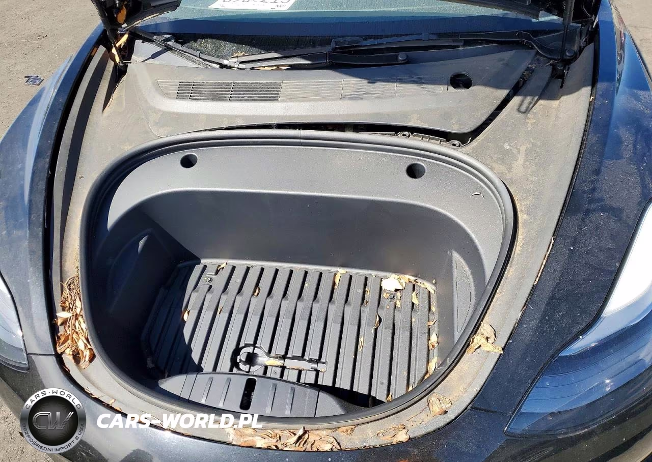 2023 Tesla Model 3 VIN:5YJ3E1EB7PF661888 - 11