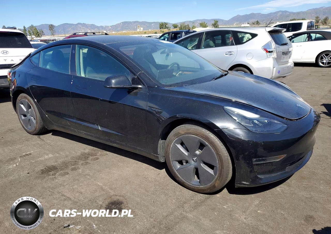 2023 Tesla Model 3 VIN:5YJ3E1EB7PF661888 - 4
