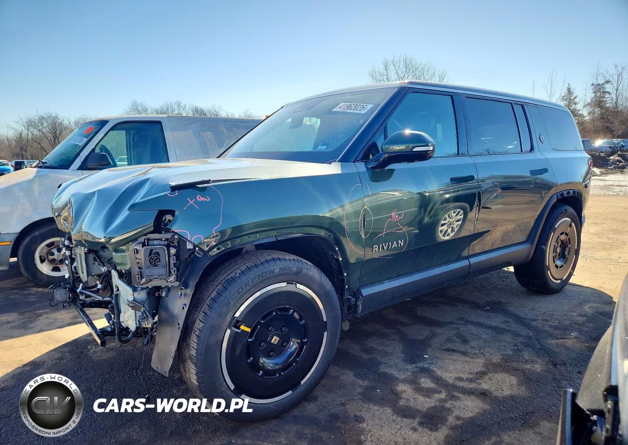 2025 Rivian R1S Adventure