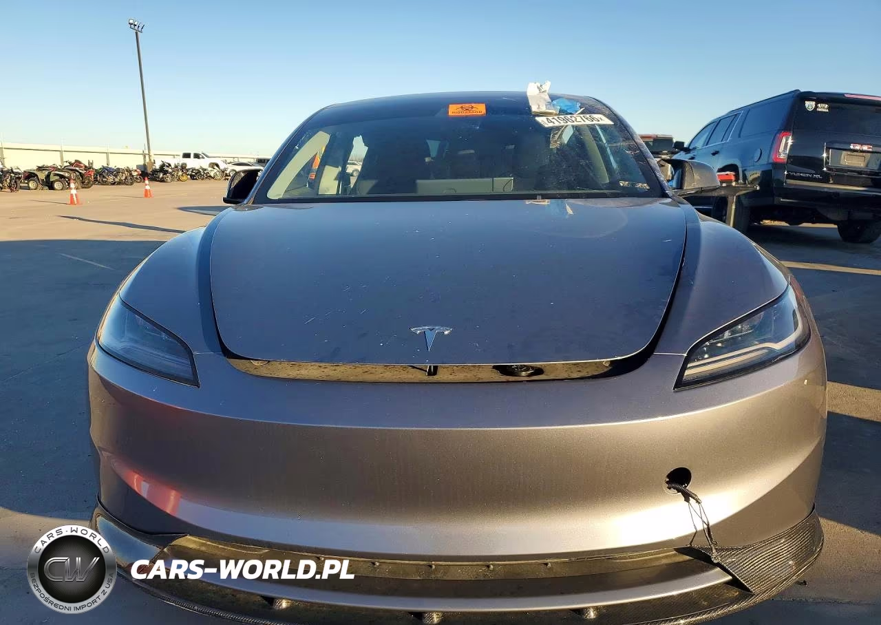 2025 Tesla Model 3 VIN:5YJ3E1EAXSF949601 - 5