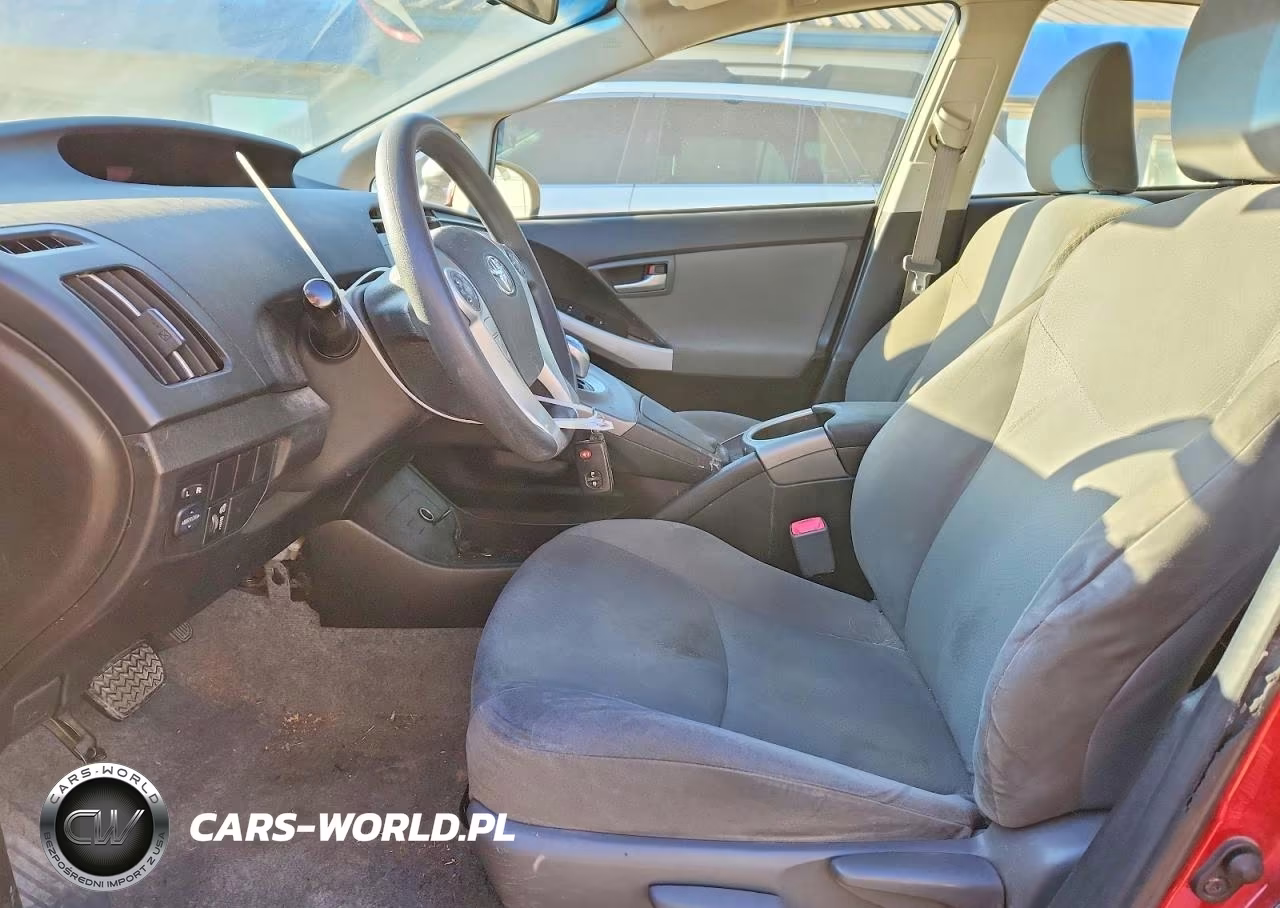 2012 Toyota Prius Two VIN:JTDKN3DU5C5499622 - 7
