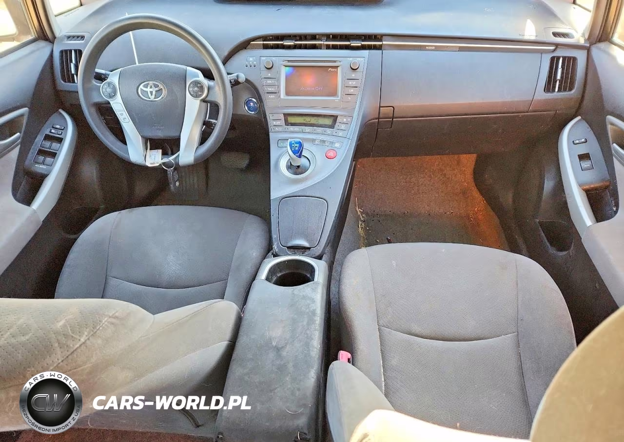 2012 Toyota Prius Two VIN:JTDKN3DU5C5499622 - 8