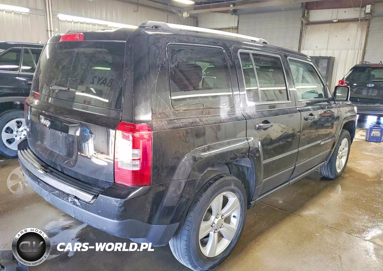 2016 Jeep Patriot Latitude VIN:1C4NJRFB0GD612654 - 3