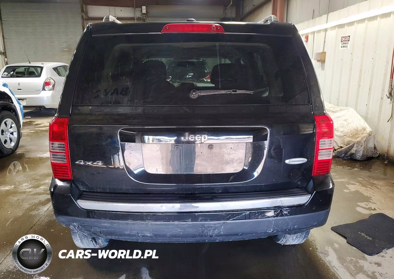 2016 Jeep Patriot Latitude VIN:1C4NJRFB0GD612654 - 6