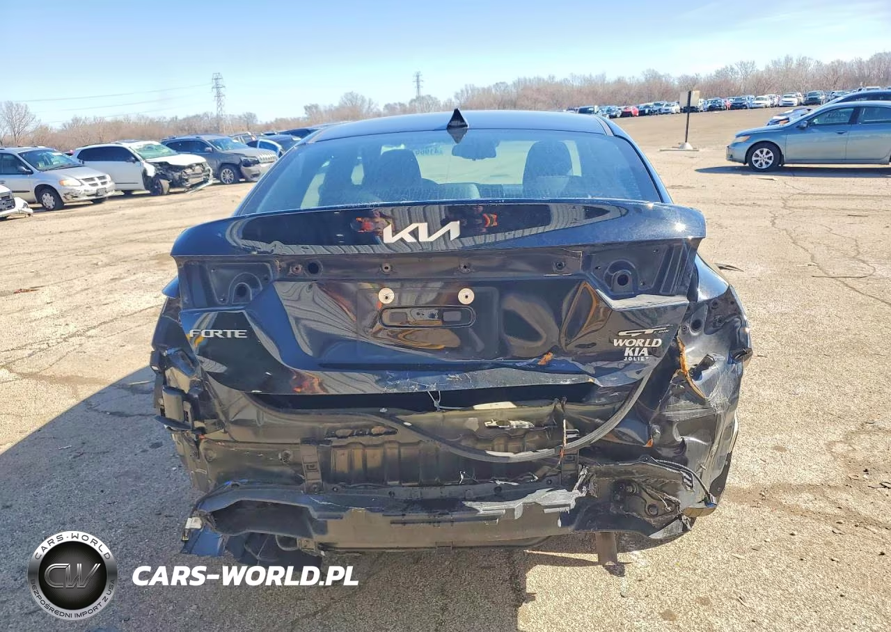 2024 Kia Forte Gt-Line VIN:3KPF54AD5RE726493 - 6