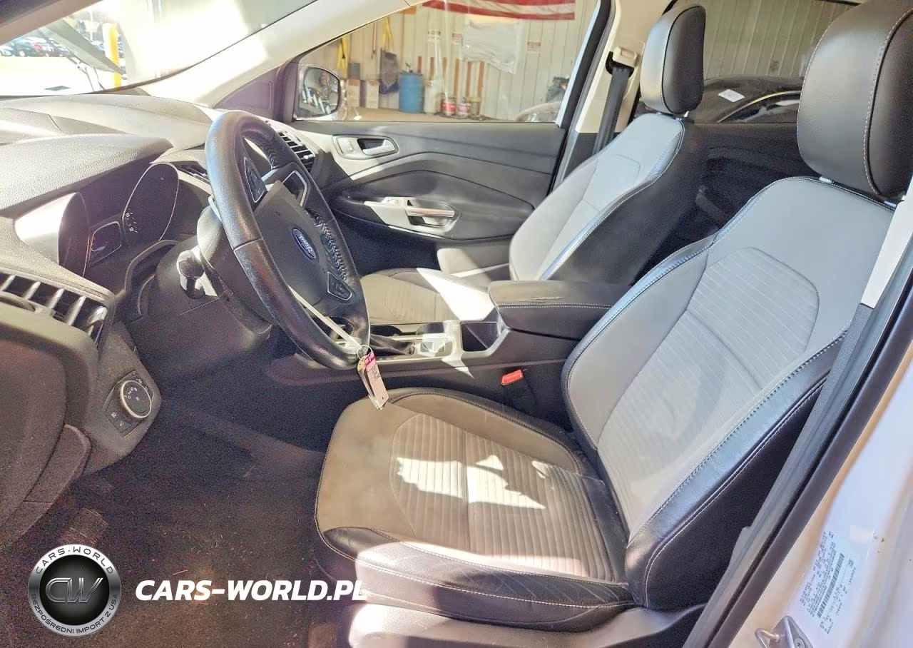 2019 Ford Escape Se VIN:1FMCU0GDXKUA93062 - 7