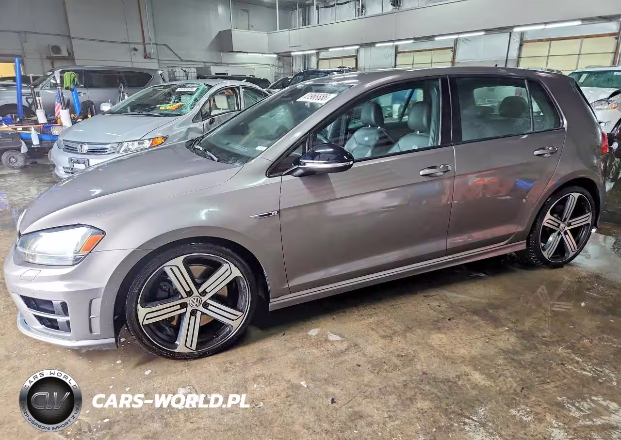 2016 Volkswagen Golf R