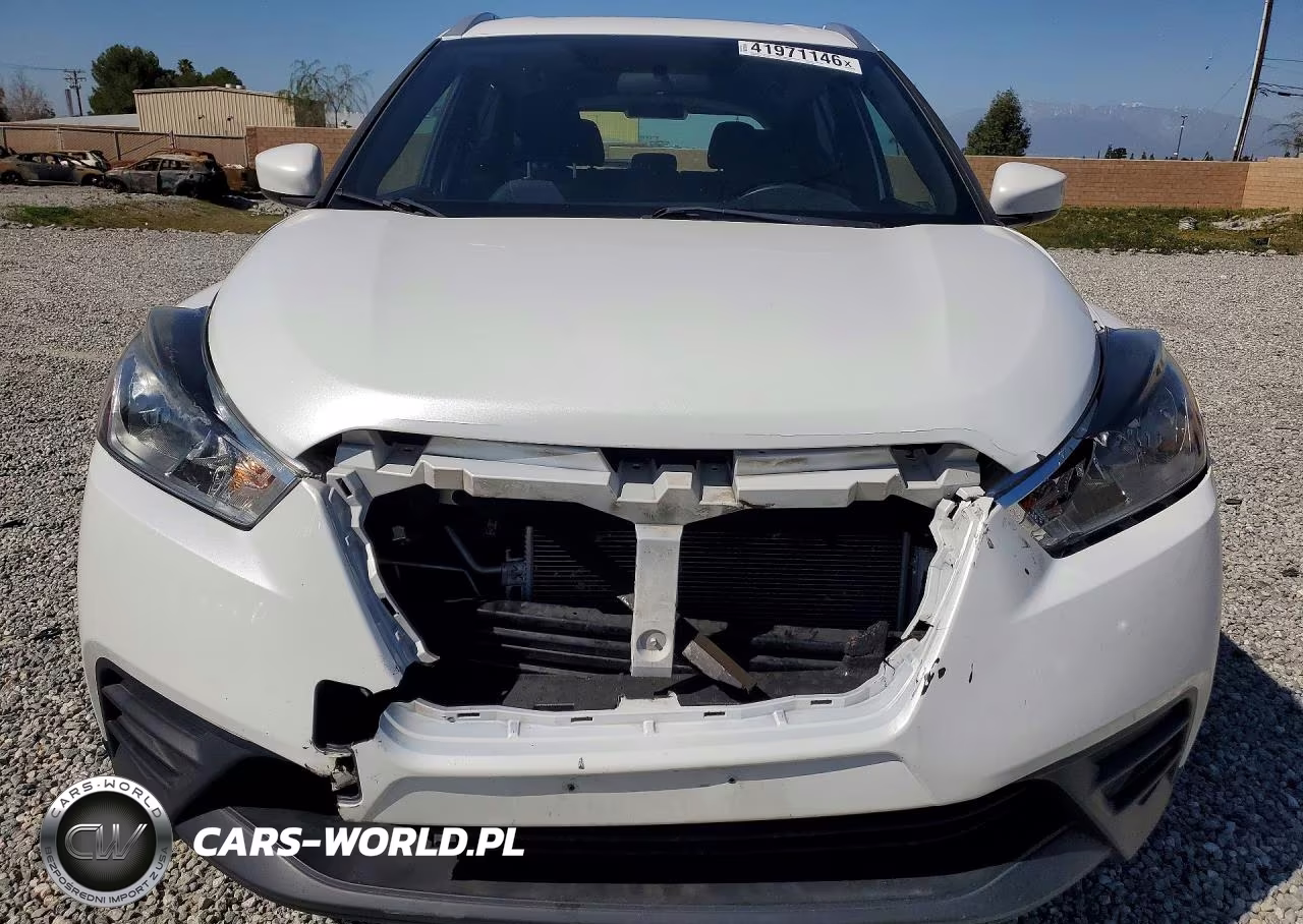 2018 Nissan Kicks Sv VIN:3N1CP5CU4JL517443 - 5