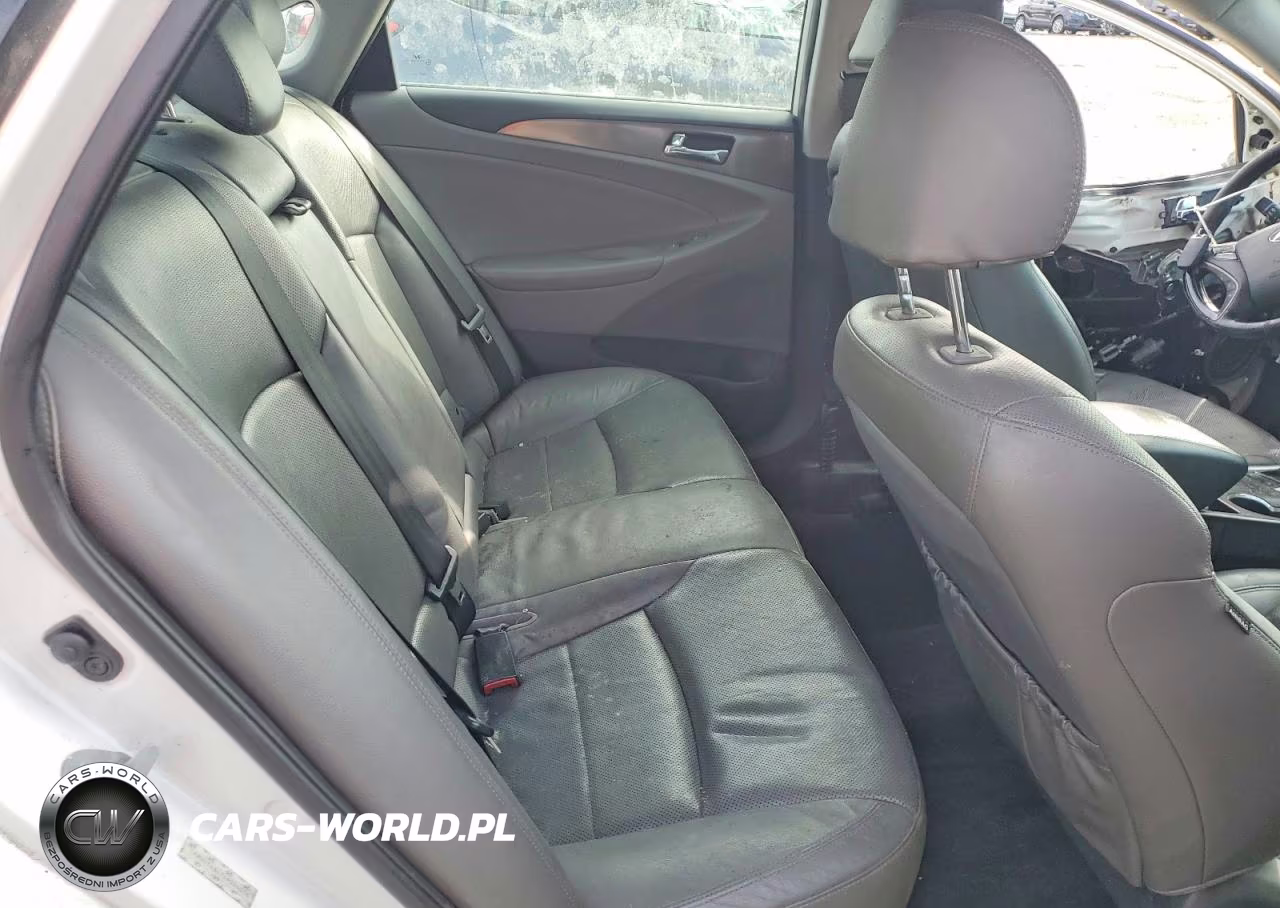 2013 Hyundai Sonata Hybrid Limited VIN:KMHEC4A47DA086036 - 10