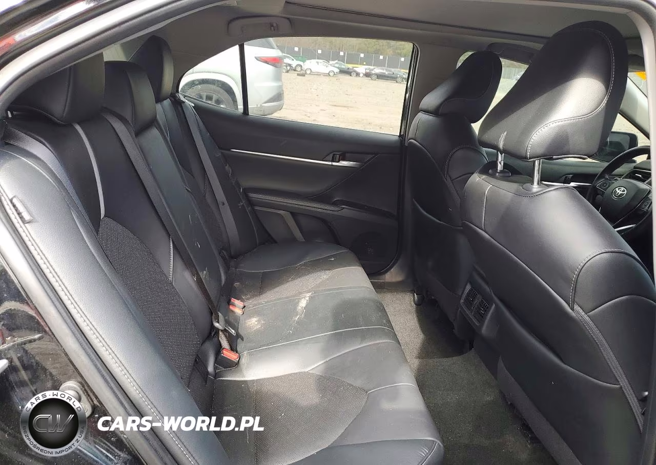 2020 Toyota Camry Xse VIN:4T1K61AK9LU333657 - 10