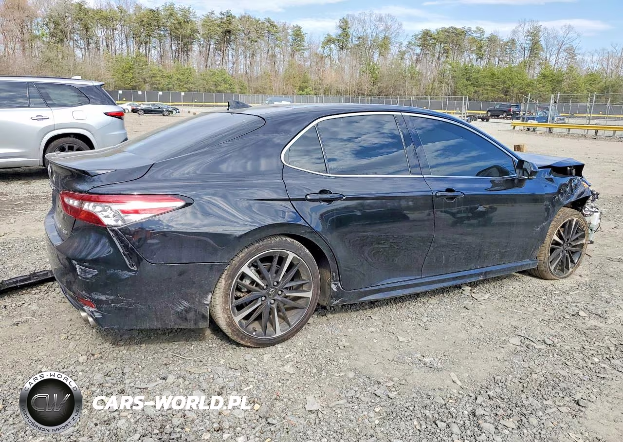 2020 Toyota Camry Xse VIN:4T1K61AK9LU333657 - 3