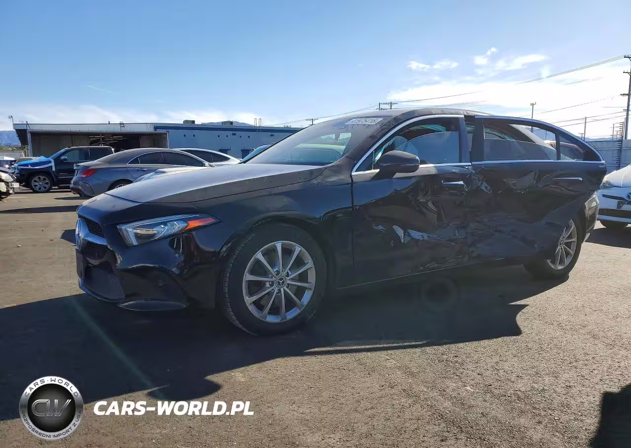 2021 Mercedes-Benz A 220