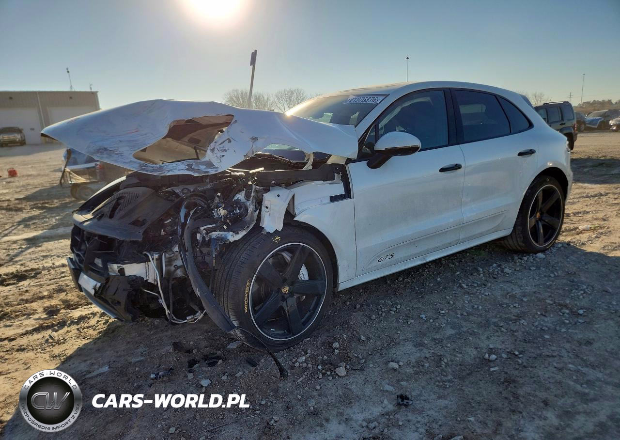 2021 Porsche Macan Gts