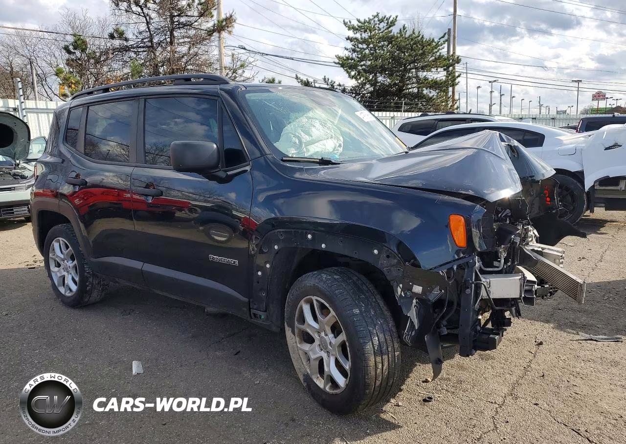 2018 Jeep Renegade Sport VIN:ZACCJBAB2JPJ15827 - 4