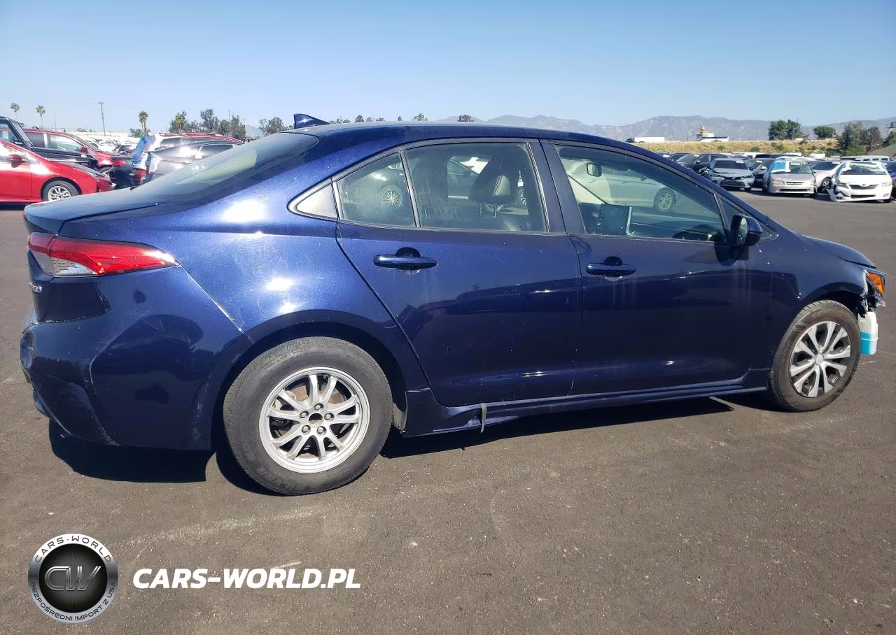 2021 Toyota Corolla Hybrid Le VIN:JTDEAMDE2MJ024834 - 3