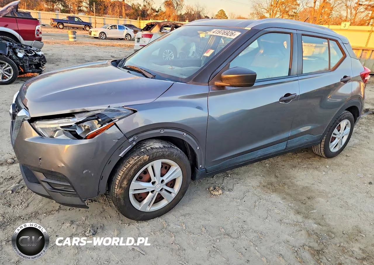 2018 Nissan Kicks S