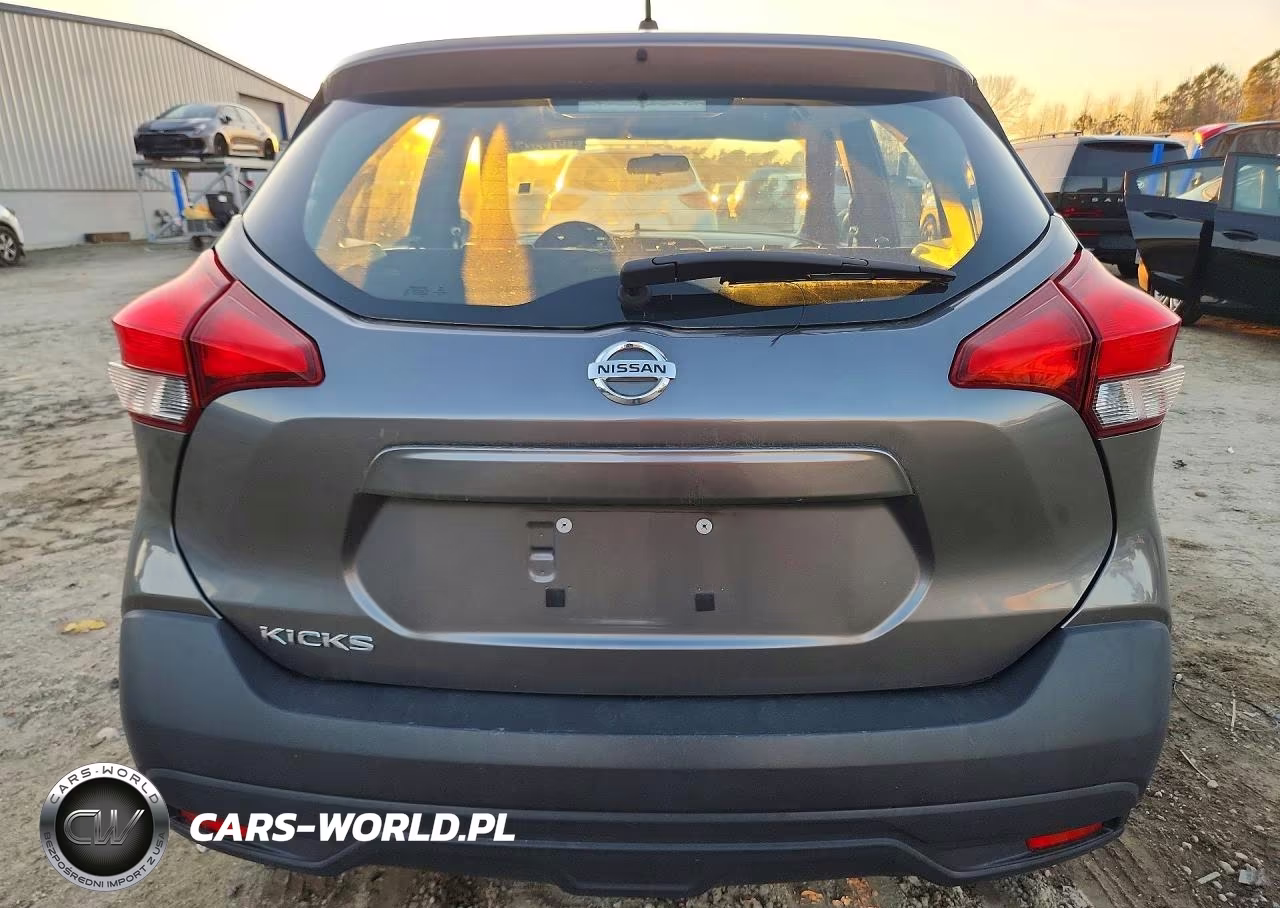 2018 Nissan Kicks S VIN:3N1CP5CU3JL520902 - 6
