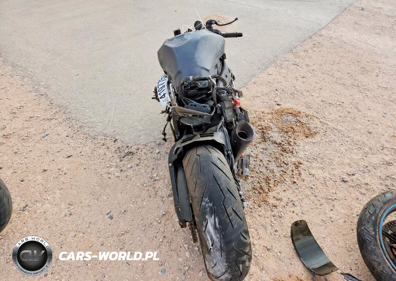 2025 Kawasaki Zx636 K VIN:JKBZXJK13SA008868 - 4