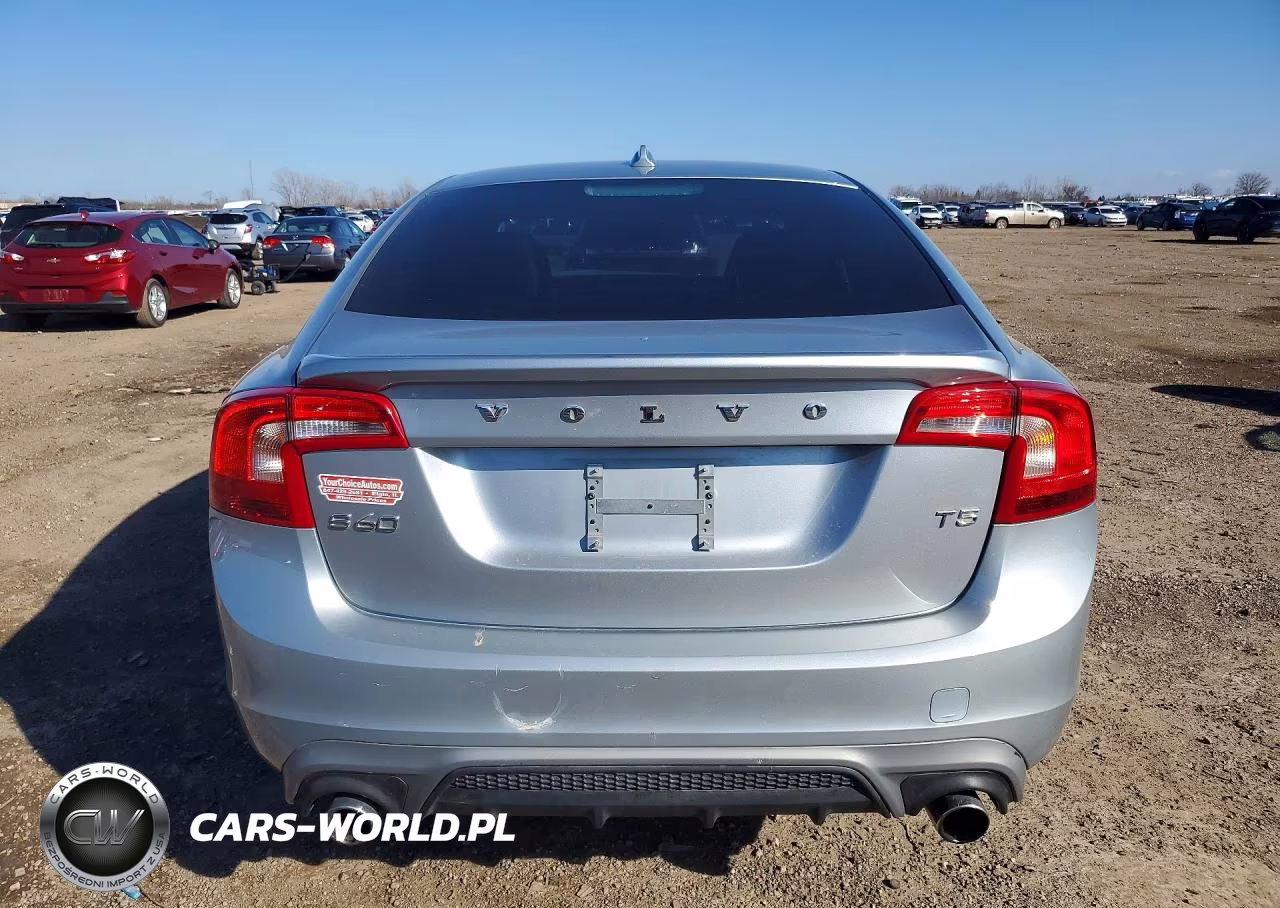 2017 Volvo S60 VIN:YV126MFL9H2421404 - 6