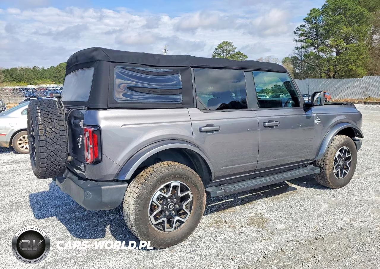2022 Ford Bronco Base VIN:1FMDE5BH9NLB03051 - 3