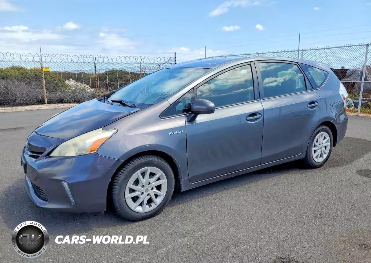 2012 Toyota Prius V Five-Three-Two