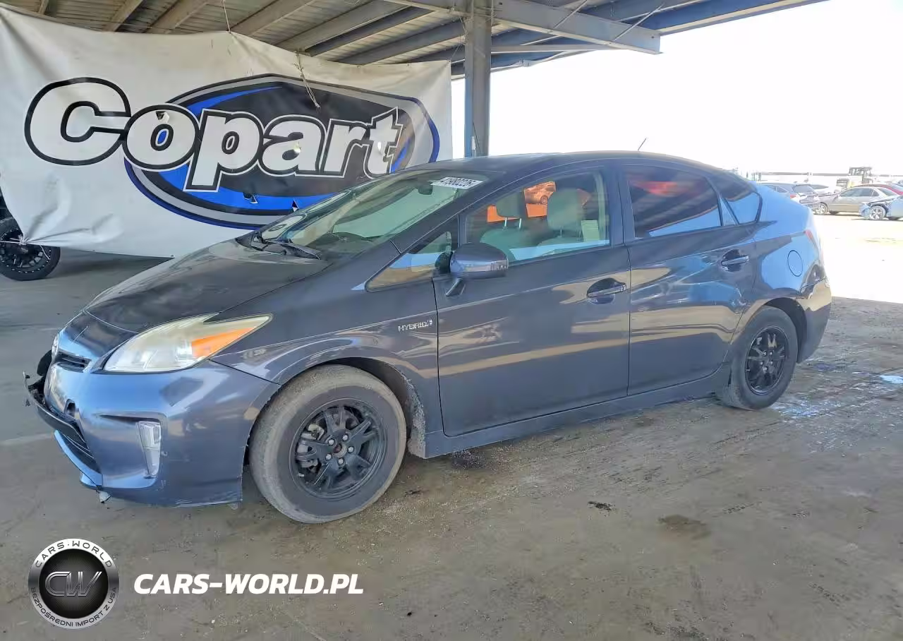 2014 Toyota Prius Two