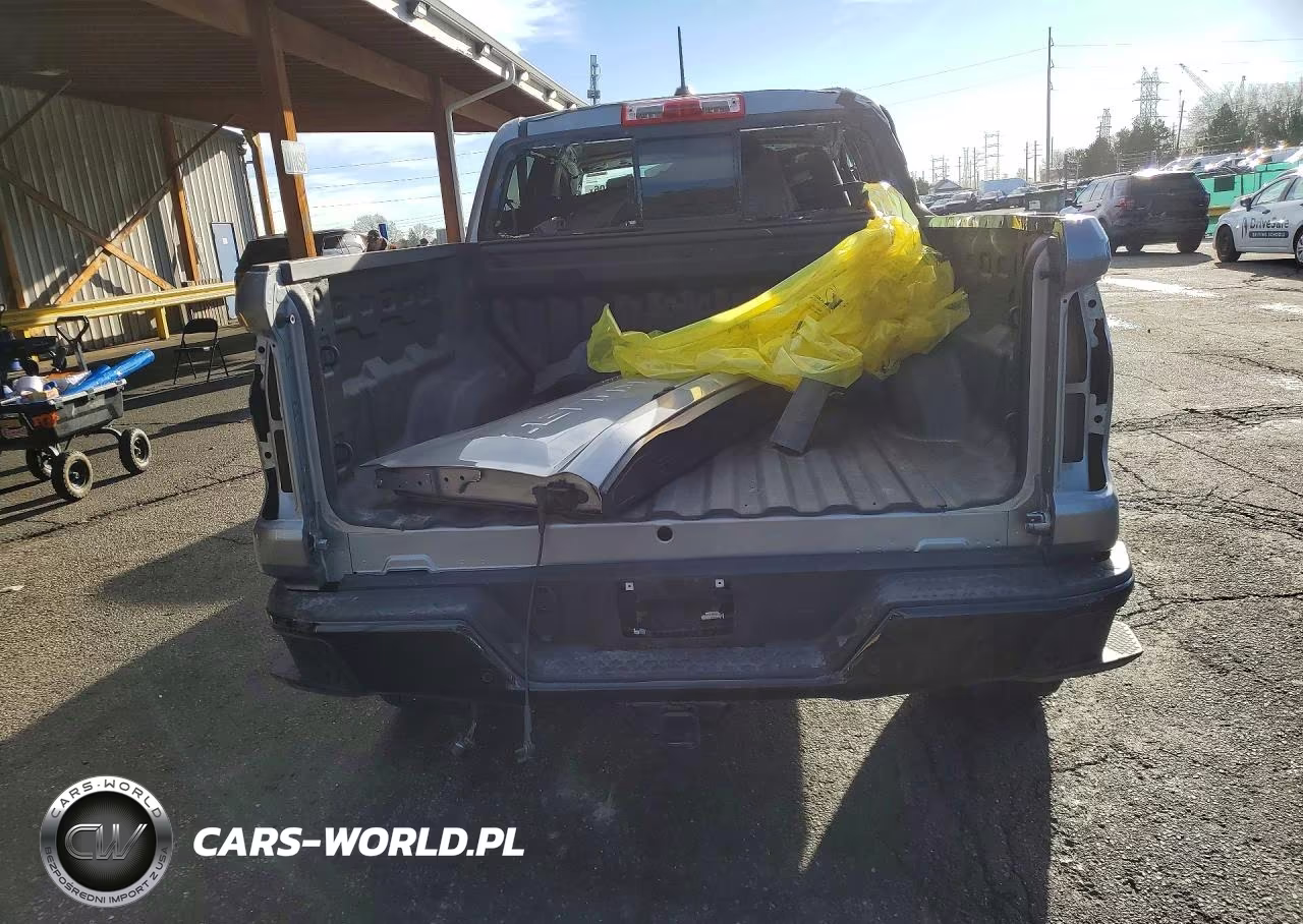2025 Chevrolet Colorado Trail Boss VIN:1GCPTEEK0S1225058 - 6
