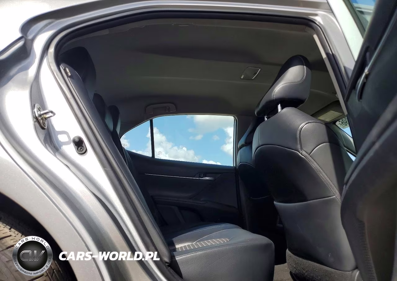 2021 Toyota Camry Se VIN:4T1G11AK2MU451362 - 10