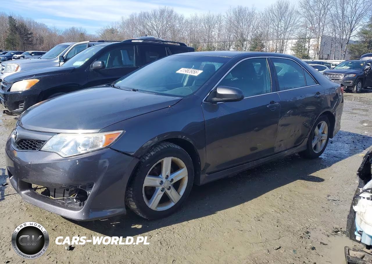 2012 Toyota Camry Se – zdjęcie 1 z 12