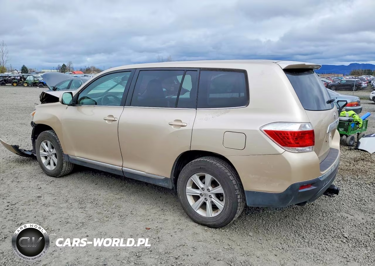 2013 Toyota Highlander Base VIN:5TDBK3EH4DS233532 - 2
