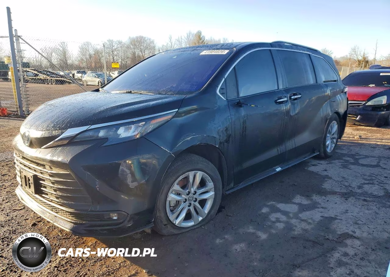 2025 Toyota Sienna Xle 7-Passenger – zdjęcie 1 z 14