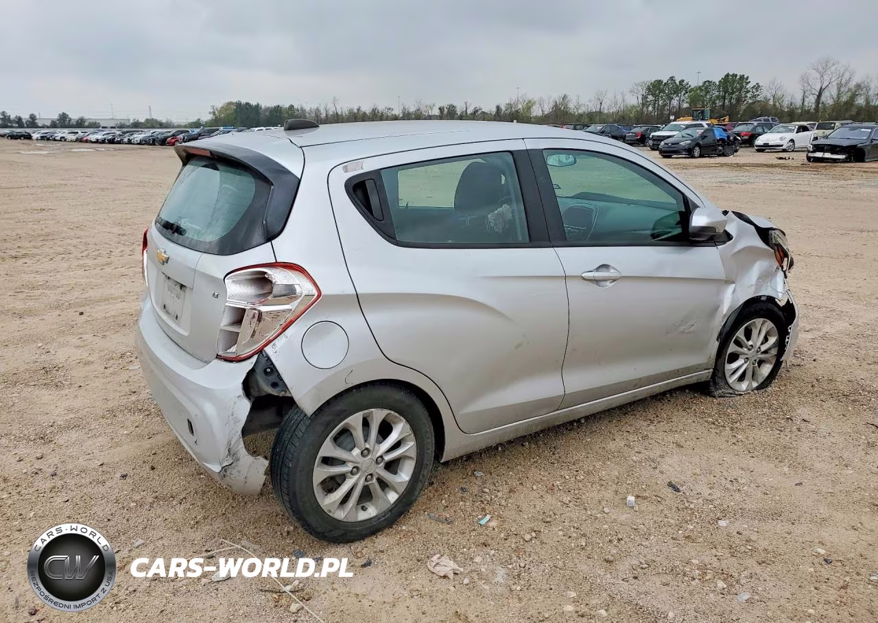 2022 Chevrolet Spark 1Lt VIN:KL8CD6SA2NC011767 - 3