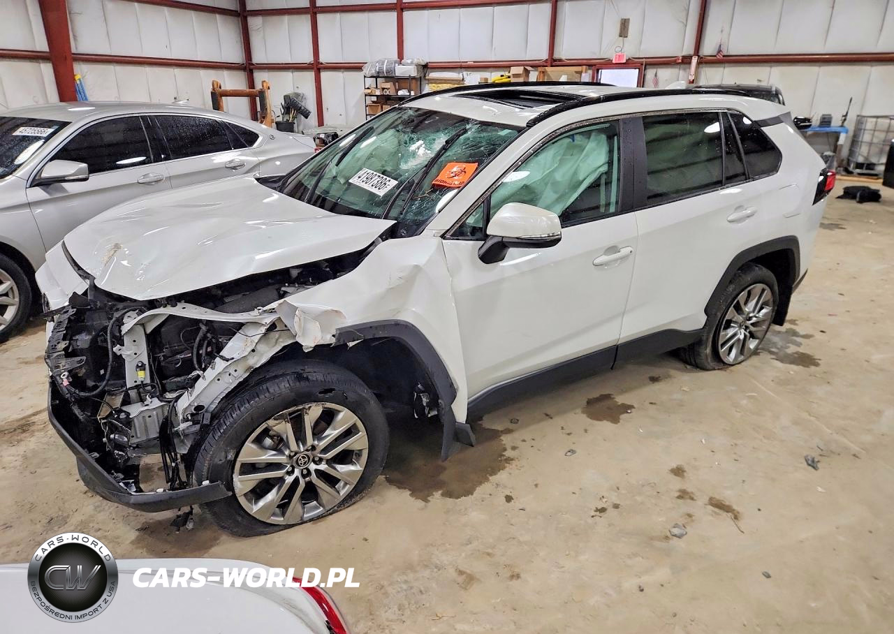 Główne zdjęcie 2024 Toyota Rav4 Xle Premium