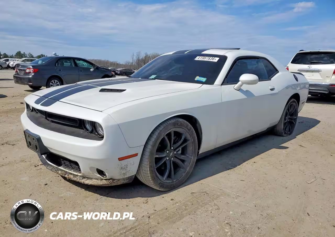 2016 Dodge Challenger Sxt