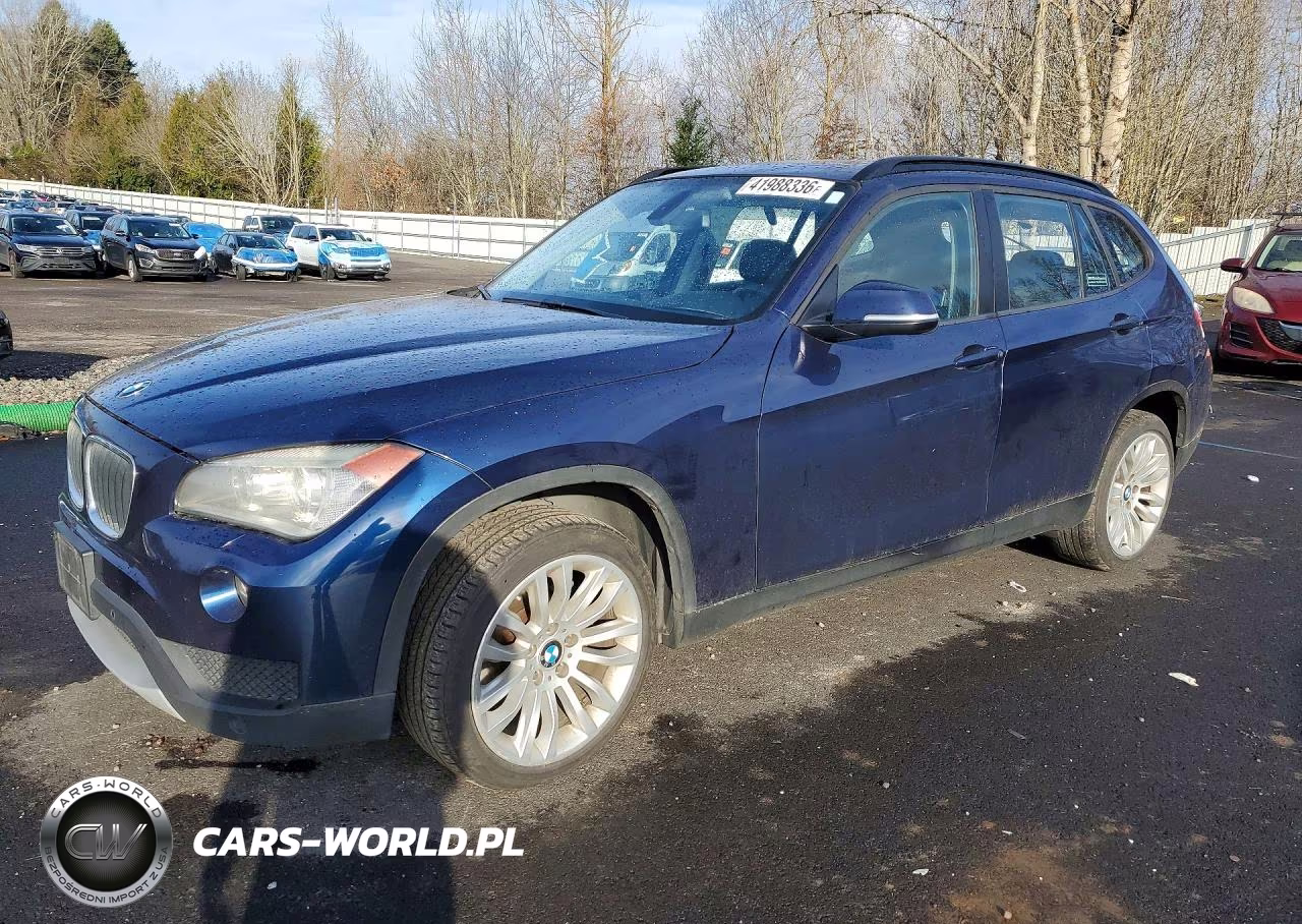 2014 BMW X1 xDrive28I VIN:WBAVL1C54EVY21667 - 1
