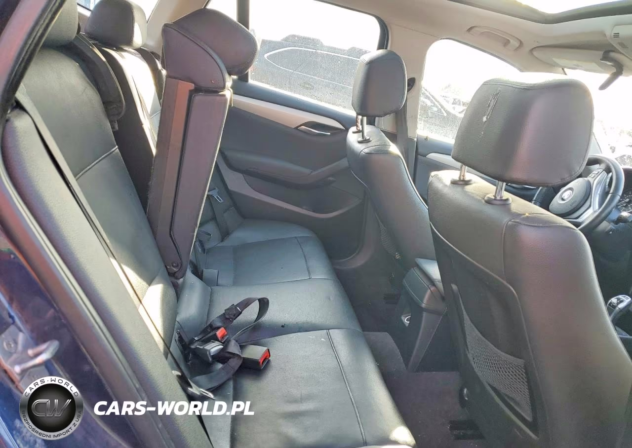 2014 BMW X1 xDrive28I VIN:WBAVL1C54EVY21667 - 10