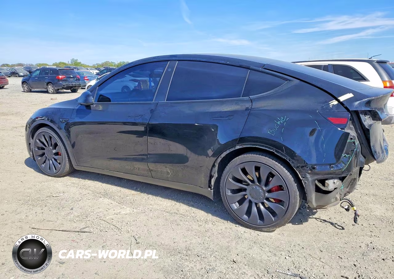 2021 Tesla Model Y VIN:5YJYGDEF5MF151250 - 2