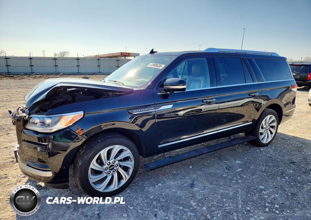 2023 Lincoln Navigator L Reserve