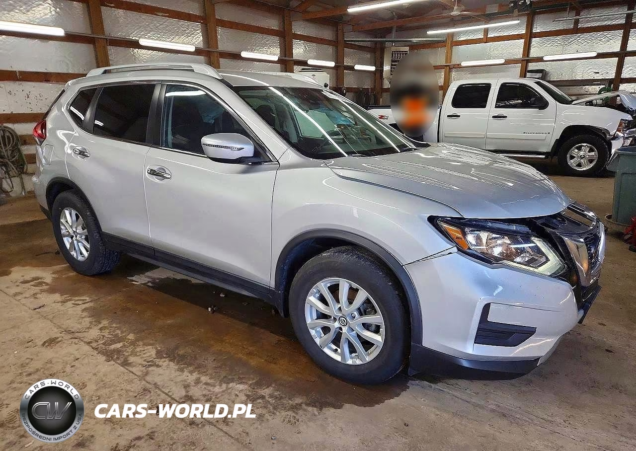 2019 Nissan Rogue S VIN:5N1AT2MT1KC829362 - 4