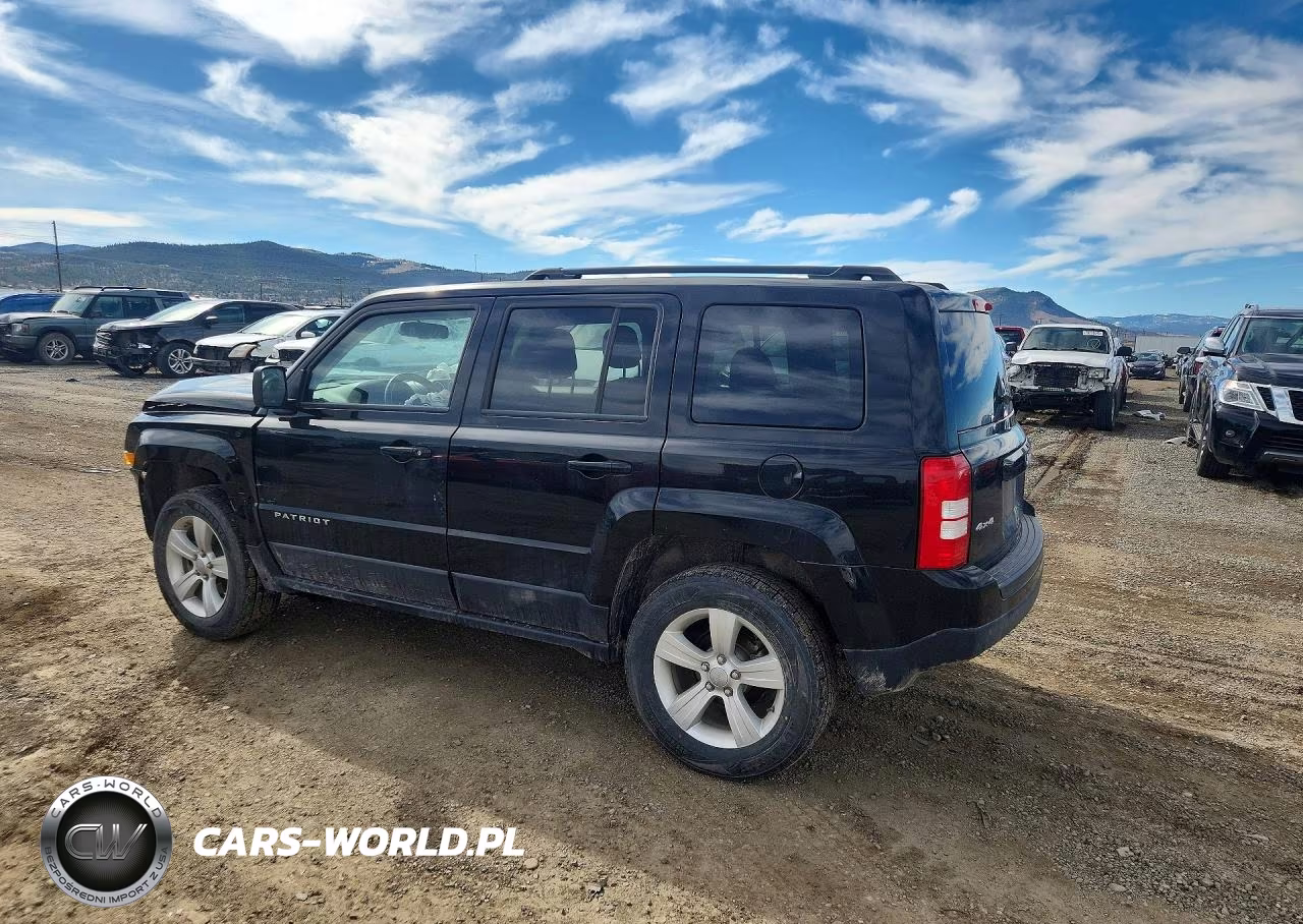 2017 Jeep Patriot Latitude VIN:1C4NJRFB3HD174102 - 2