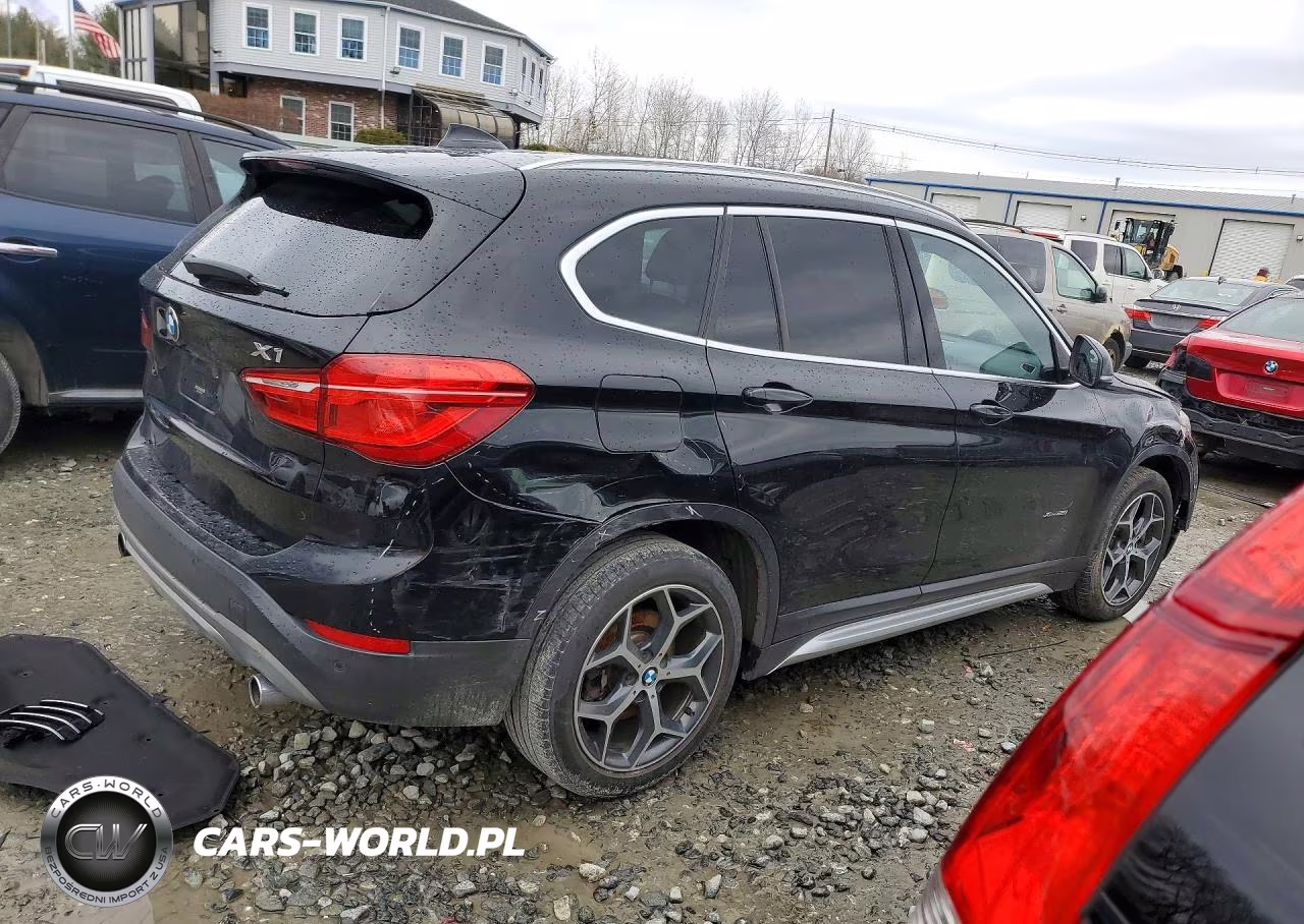 2017 BMW X1 VIN:WBXHT3C3XH5F71842 - 3