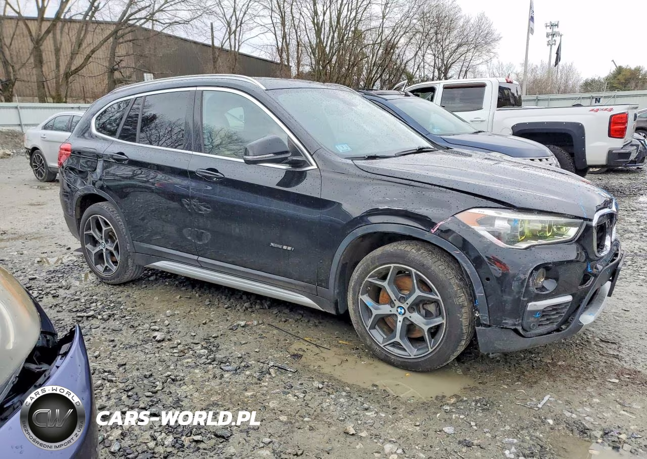 2017 BMW X1 VIN:WBXHT3C3XH5F71842 - 4