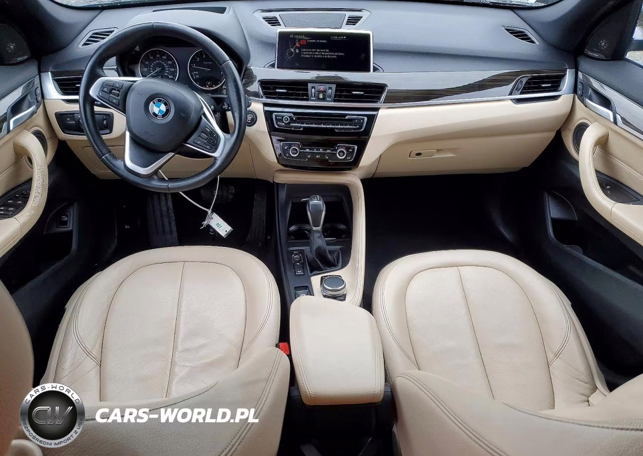 2017 BMW X1 VIN:WBXHT3C3XH5F71842 - 8