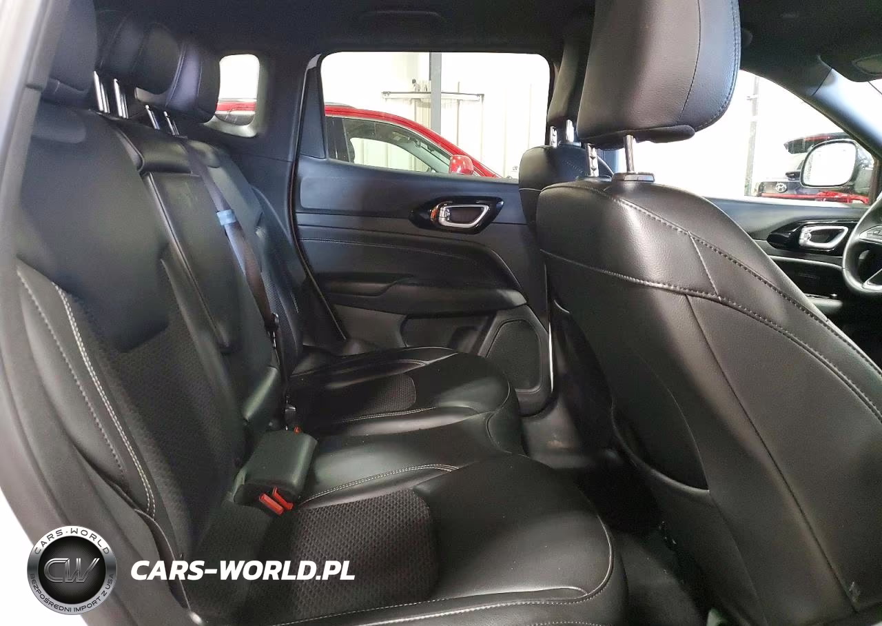 2023 Jeep Compass Latitude VIN:3C4NJDBN3PT544721 - 11