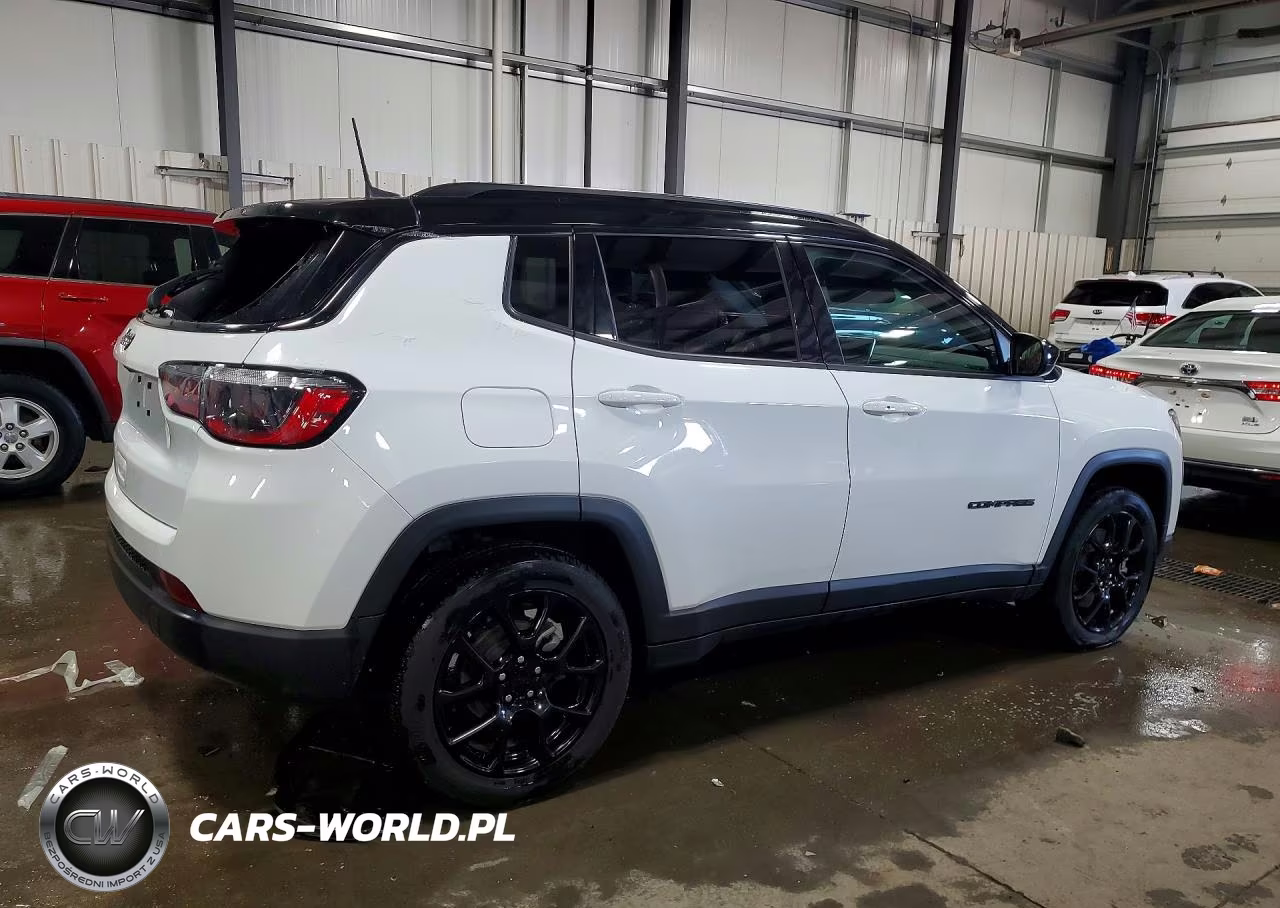2023 Jeep Compass Latitude VIN:3C4NJDBN3PT544721 - 3