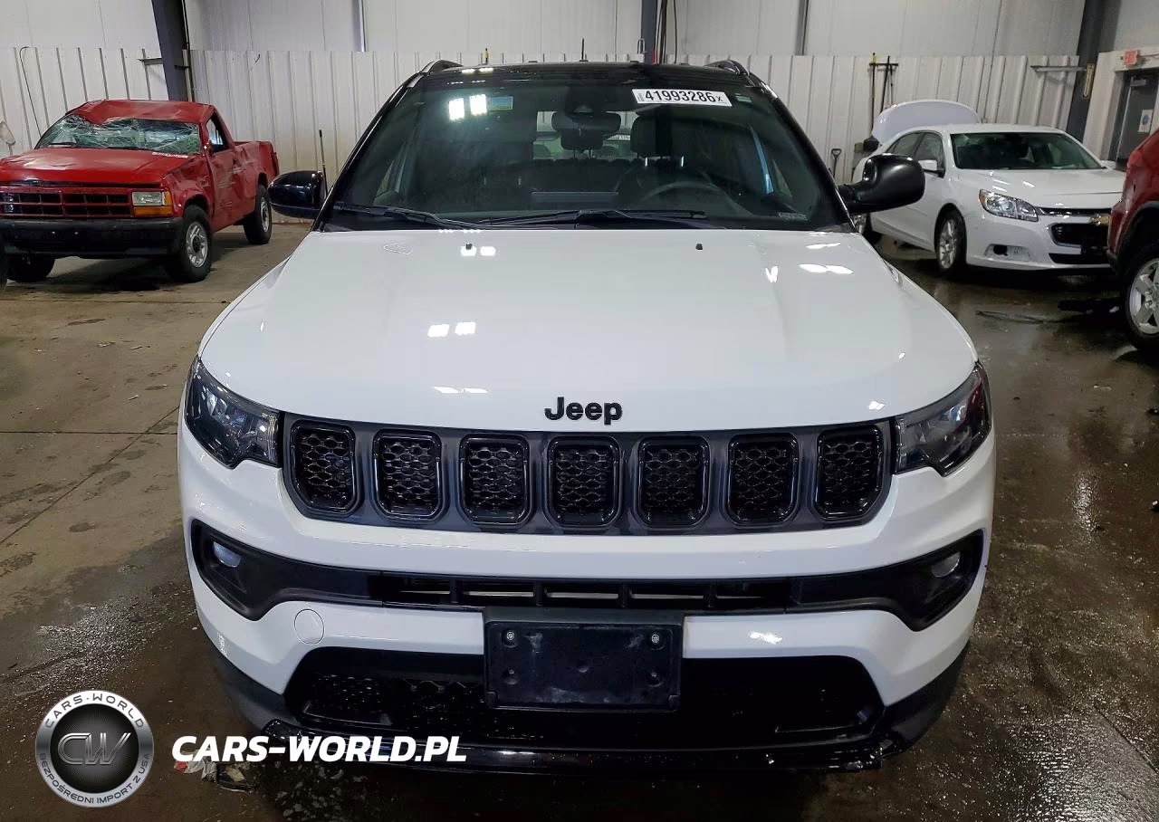 2023 Jeep Compass Latitude VIN:3C4NJDBN3PT544721 - 5